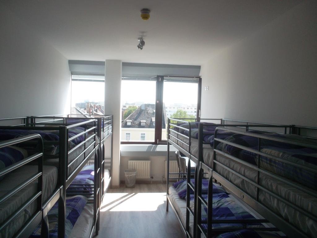 Frankfurt Hostel *